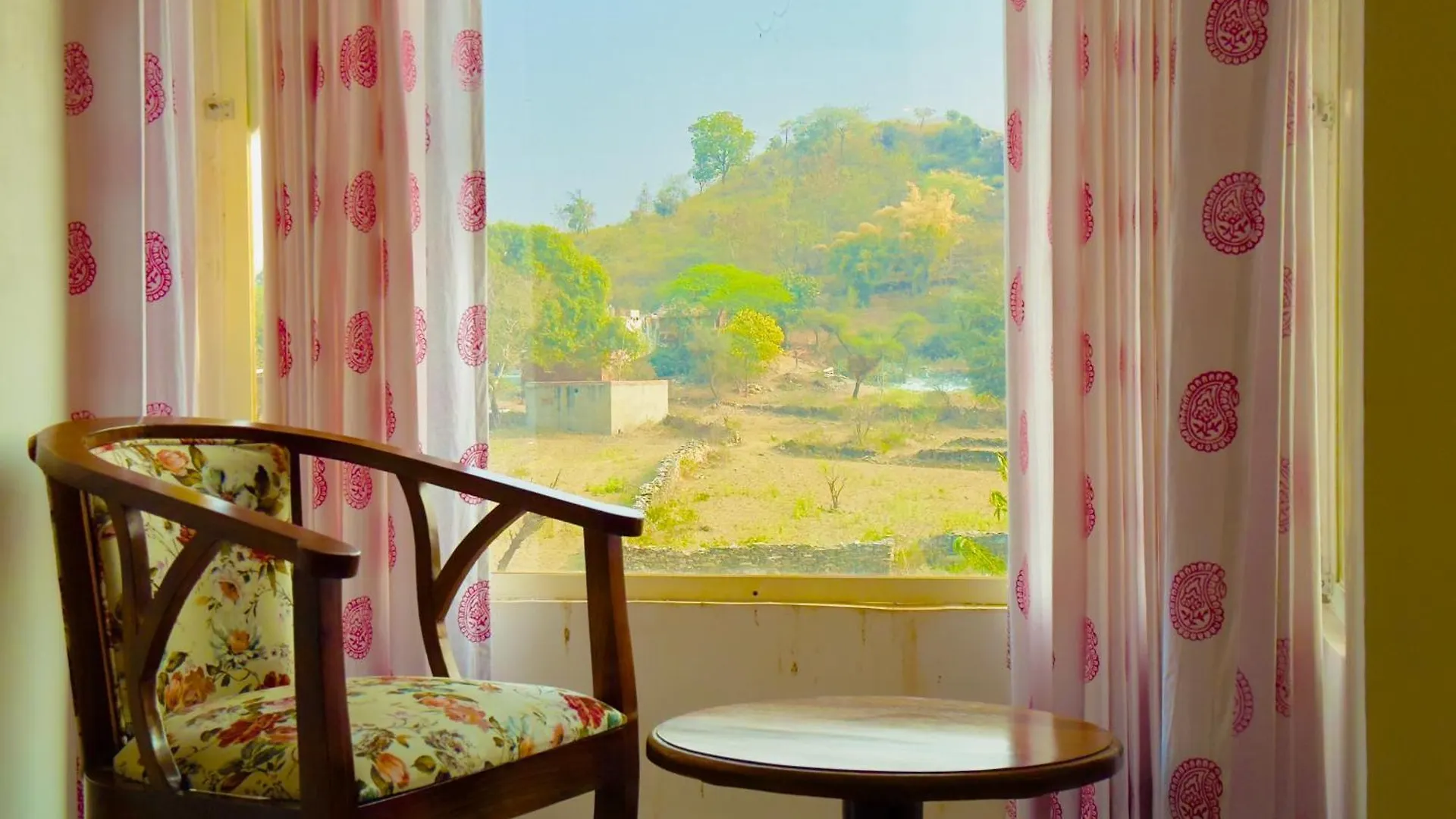 Jag Aravali Resort Udaipur By Naina Staycation - Best For Corporate Events - Family Resort - Swimming Pool - Gardens 4*,