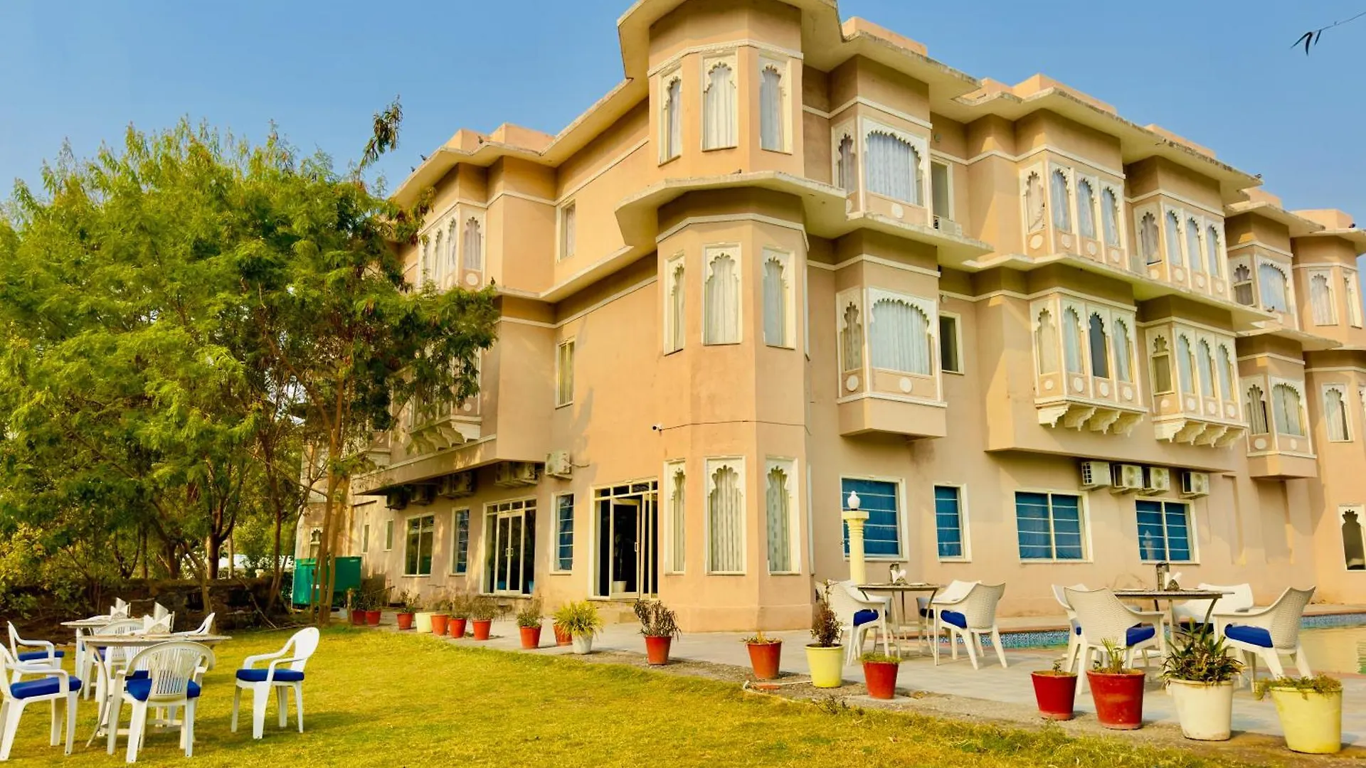 Отель Jag Aravali Resort Udaipur By Naina Staycation - Best For Corporate Events - Family Resort - Swimming Pool - Gardens