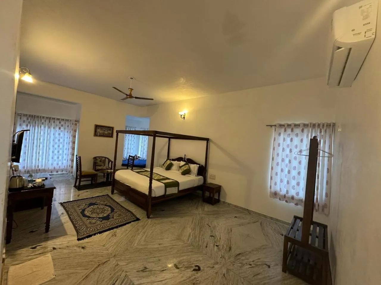 Jag Aravali Resort Udaipur By Naina Staycation - Best For Corporate Events - Family Resort - Swimming Pool - Gardens Hotel