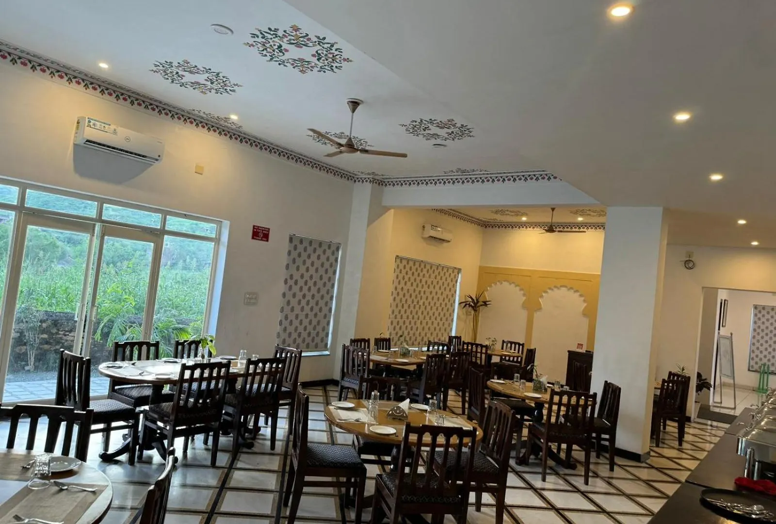 Jag Aravali Resort Udaipur By Naina Staycation - Best For Corporate Events - Family Resort - Swimming Pool - Gardens Hotel