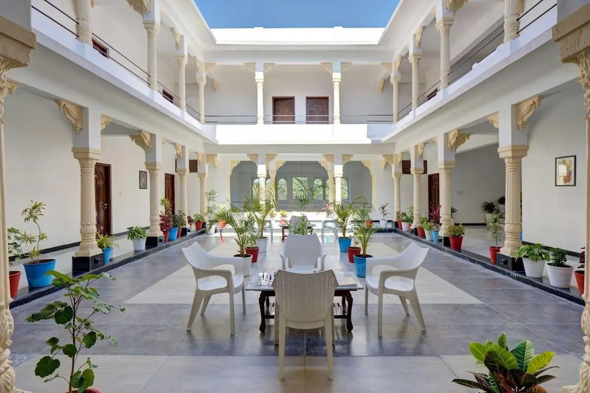 Jag Aravali Resort Udaipur By Naina Staycation - Best For Corporate Events - Family Resort - Swimming Pool - Gardens 4*,